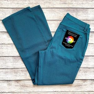 Newport News Jeanology Bootcut Jeans, Size 12 NWT